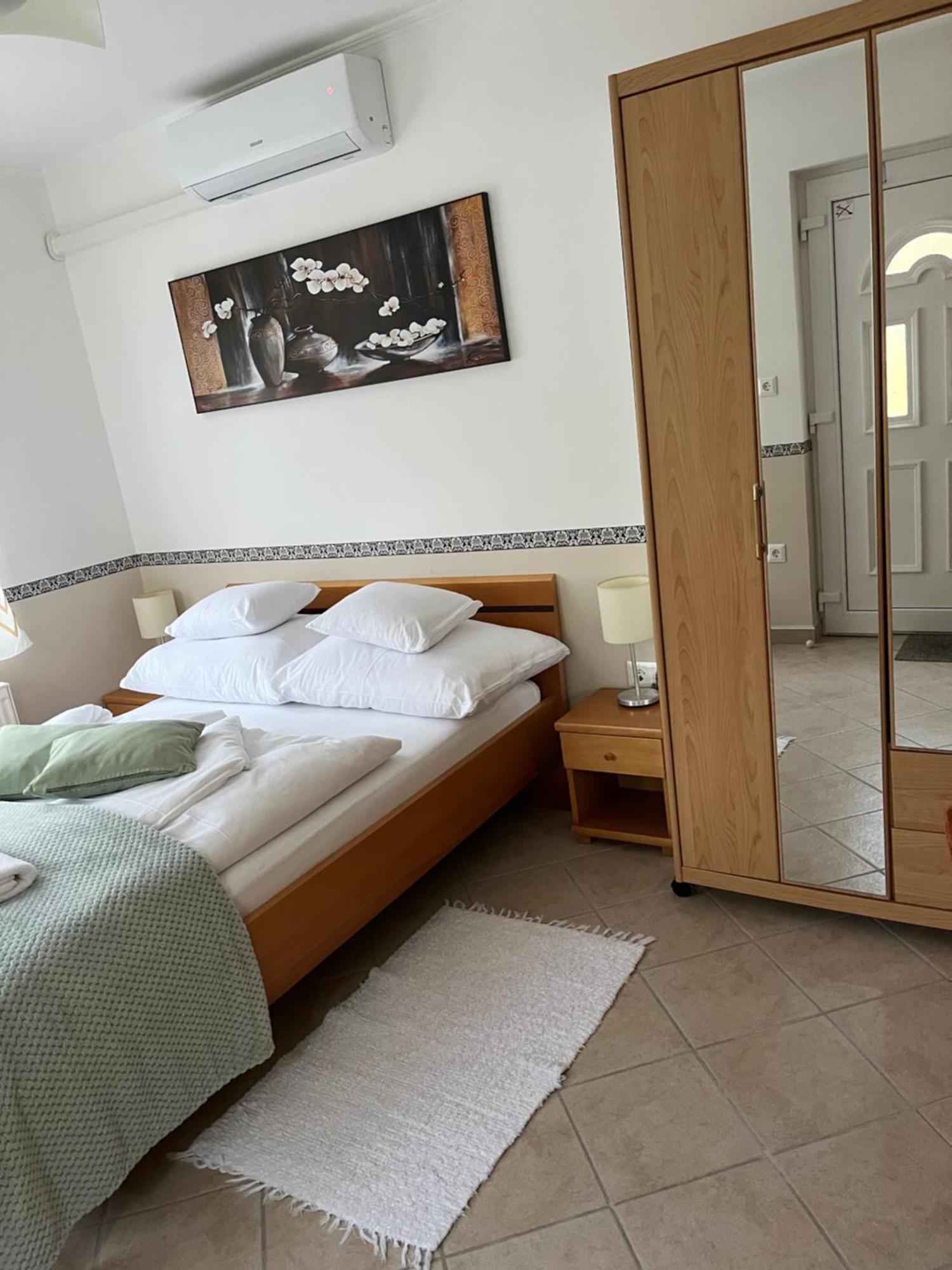 Reka Apartmanhaz Bük 外观 照片