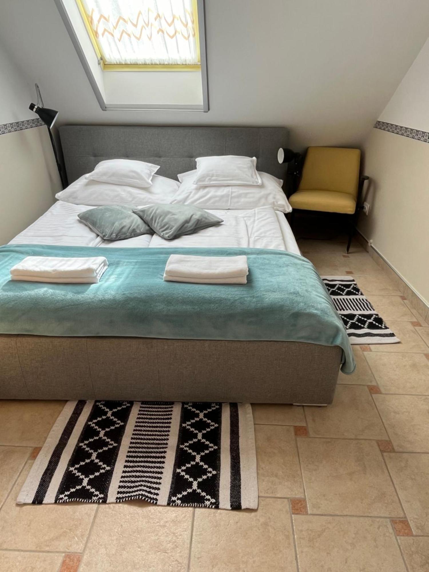 Reka Apartmanhaz Bük 外观 照片
